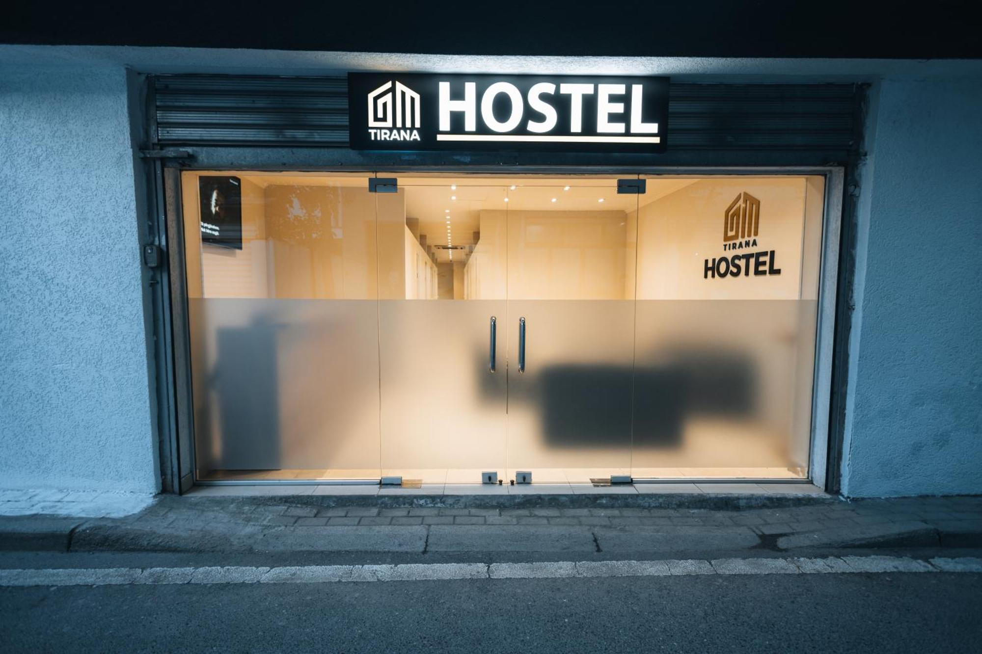 Gm Tirana Hostel Exteriör bild